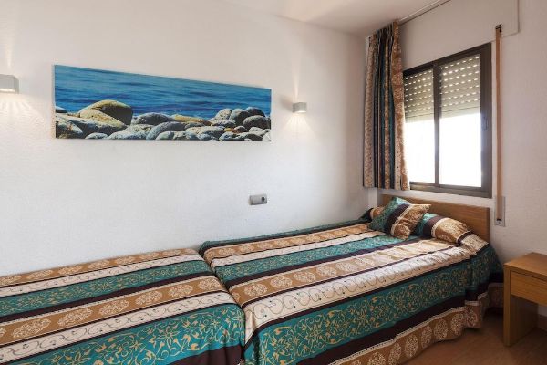 Hotel Ibiza JET Apartamentos - Adults Only (Islas Baleares)